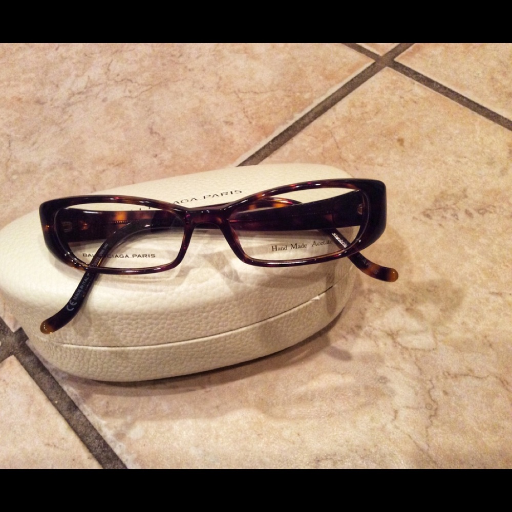 Eyewear 👓🍾BALENCIAGA Eye Glasses
